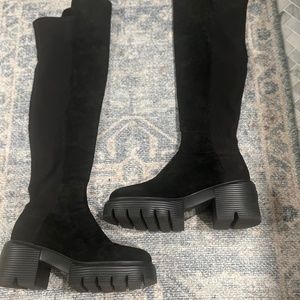 Stuart Weitzman Boots